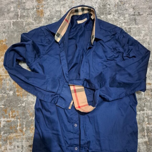 BURBERRY BRIT SIZE MEDIUM NEW WITH TAG! - Picture 1 of 4